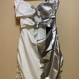 NEW Women’s NEW strapless Dress Size M